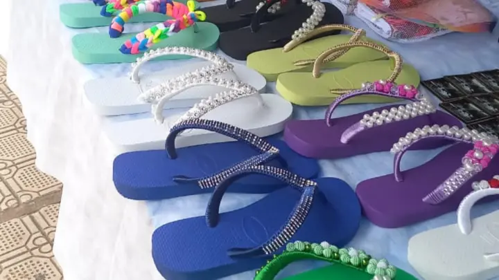 Vov&oacute; Rita &ndash; Chinelos Decorados e Costura Criativa