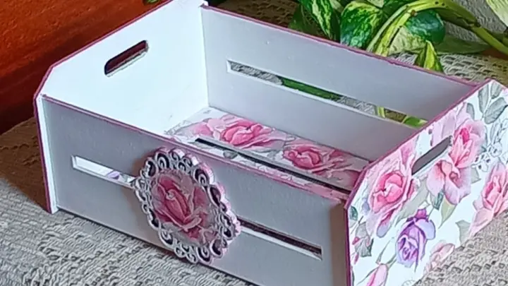 Artesanato da Carla &ndash; Pintura e Decoupage em Vidro e MDF