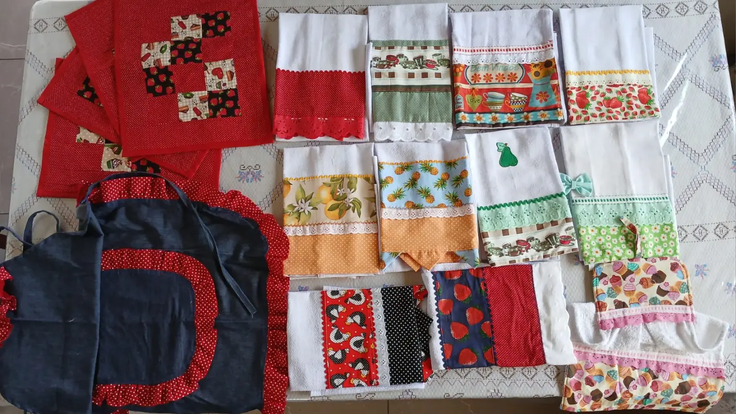 Artesanato da Áurea – Bolsas, Aventais e Tecidos Criativos