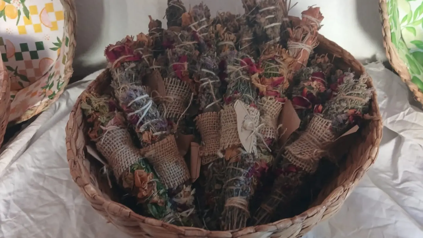 Casa da Bruxa - Magia e Artesanato em Passa Quatro