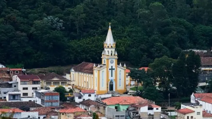 Igreja Matriz de Passa Quatro
