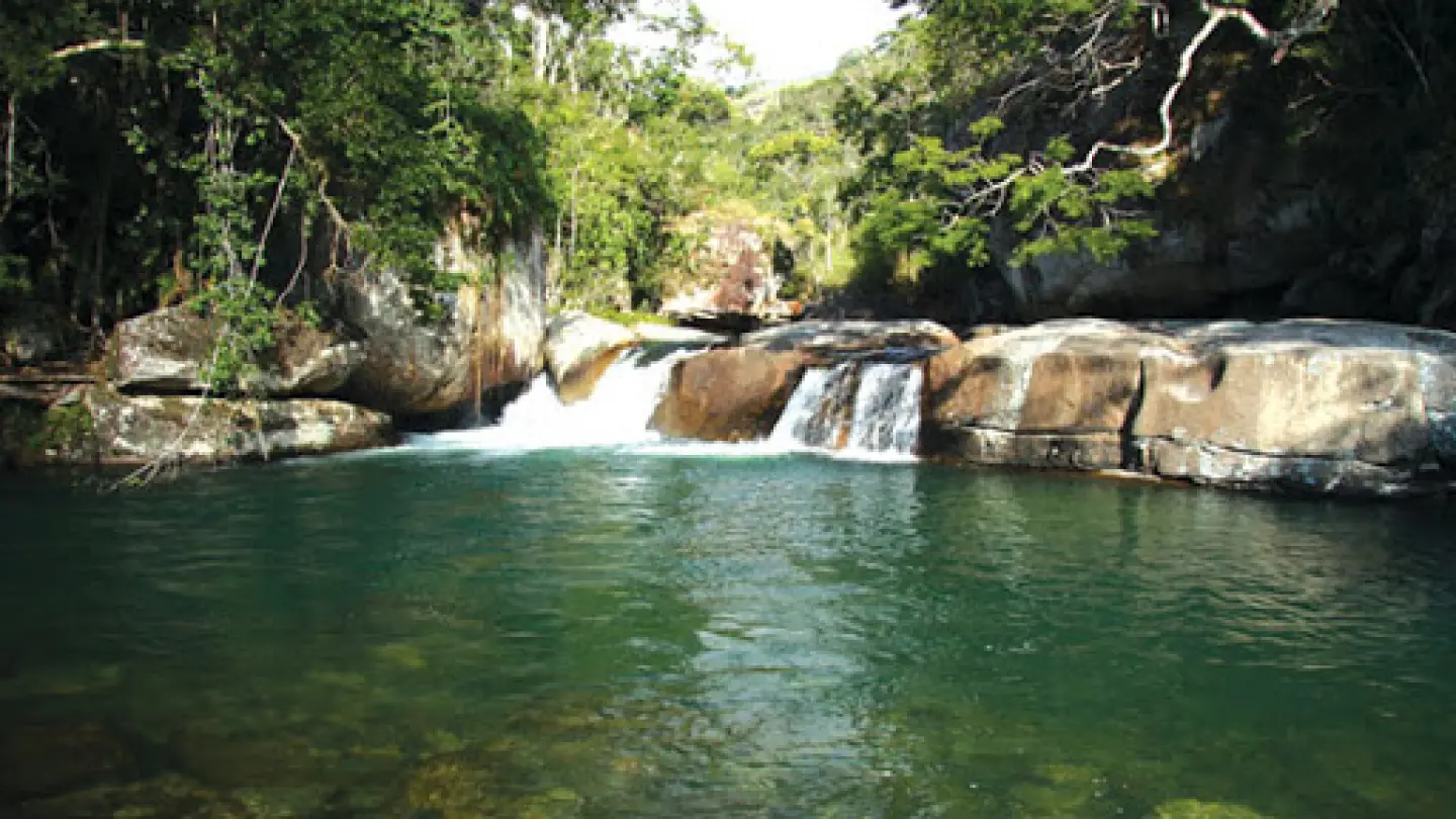 Po&ccedil;o Para&iacute;so (paradis&iacute;aco) - Com Guia e Transporte