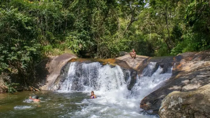 Cachoeira e Poço do Quilombo – Passeio com Guia (Sem Transporte, Vá com Seu Próprio Carro)