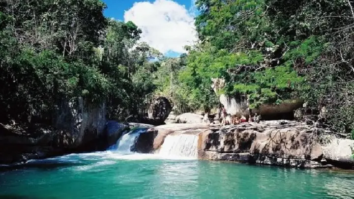 Poço Paraíso – Passeio com Guia (Sem Transporte, Vá com Seu Próprio Carro)