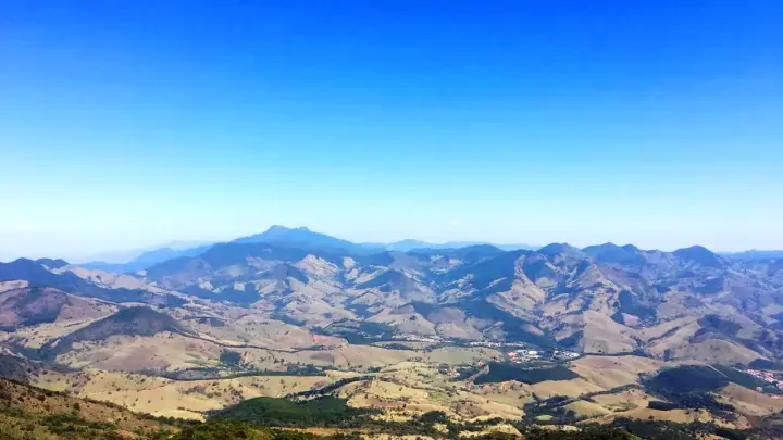 Pico Campo do Muro – Trekking com Guia (Sem Transporte, Vá com Seu Próprio Carro)