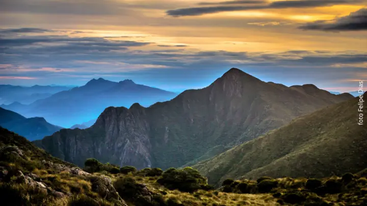 Pico da Pedra da Mina - Trekking com Guia - Pernoite (Sem Transporte – Vá com Seu Próprio Carro)